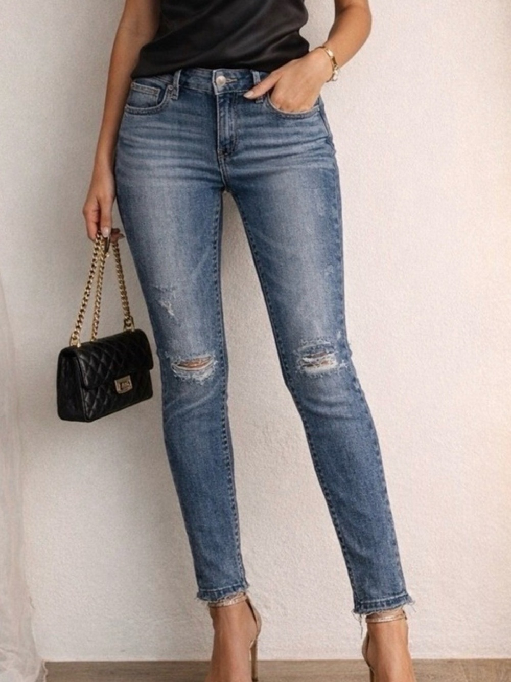 White House Black Market Distressed Skinny Jeans